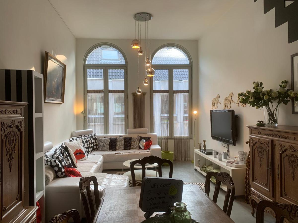Appartamento Wellness Loft With Sauna, Jacuzzi, Roof Terrace & Amazing View Anversa Esterno foto