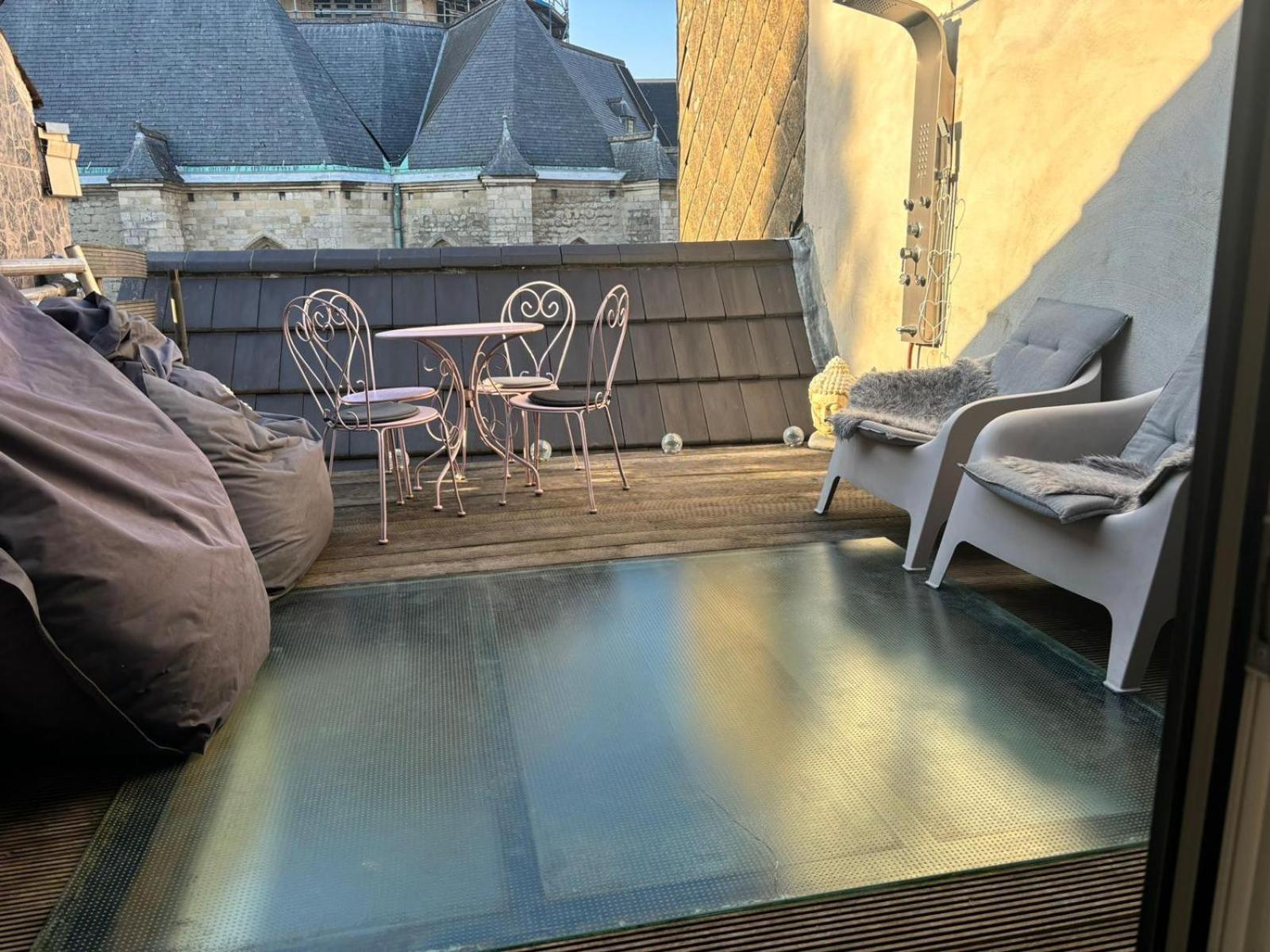 Appartamento Wellness Loft With Sauna, Jacuzzi, Roof Terrace & Amazing View Anversa Esterno foto