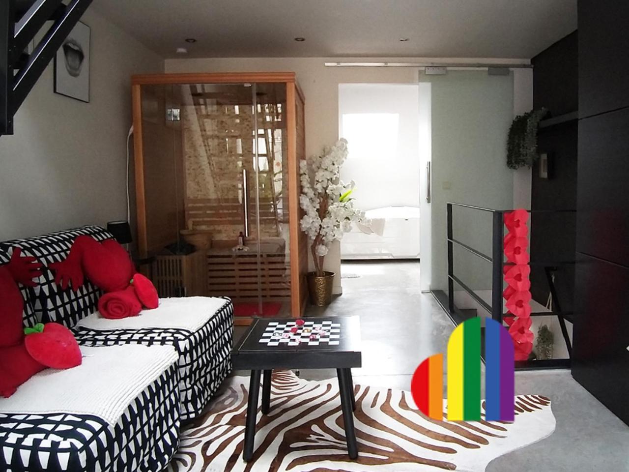 Appartamento Wellness Loft With Sauna, Jacuzzi, Roof Terrace & Amazing View Anversa Esterno foto