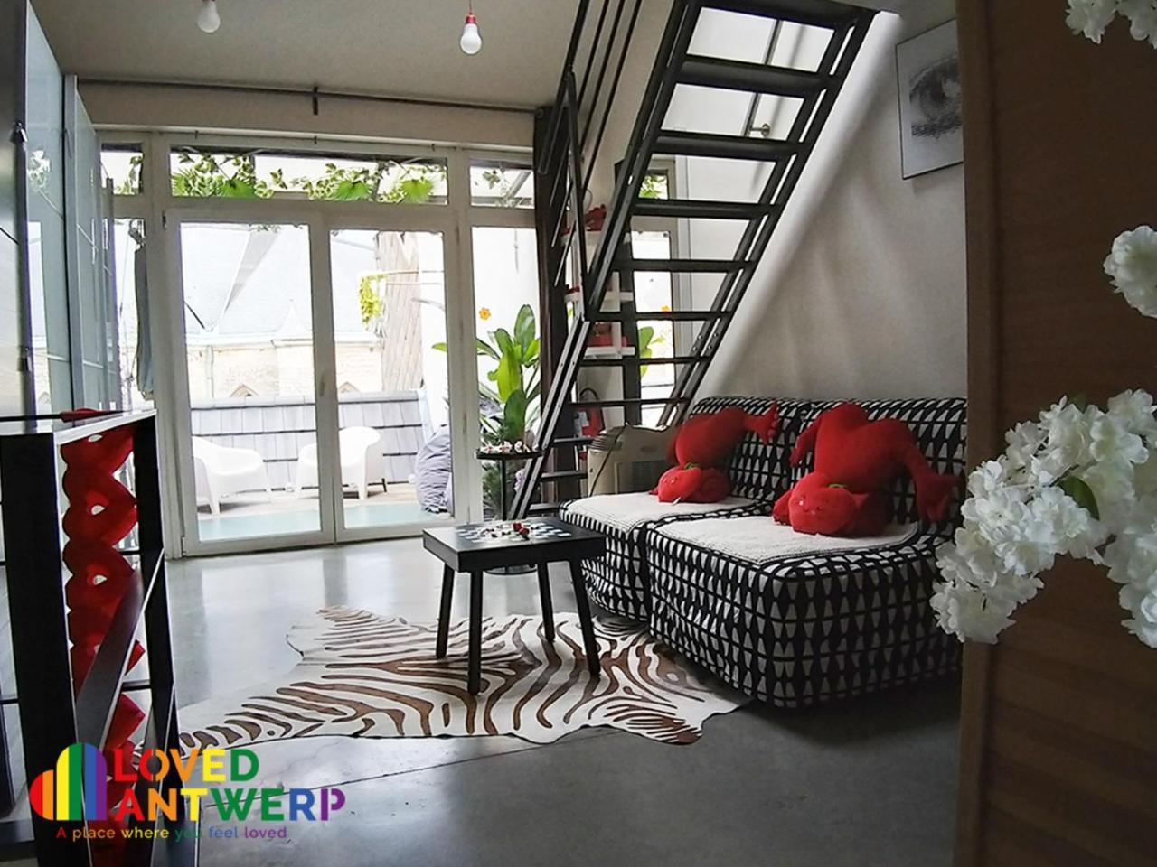 Appartamento Wellness Loft With Sauna, Jacuzzi, Roof Terrace & Amazing View Anversa Esterno foto